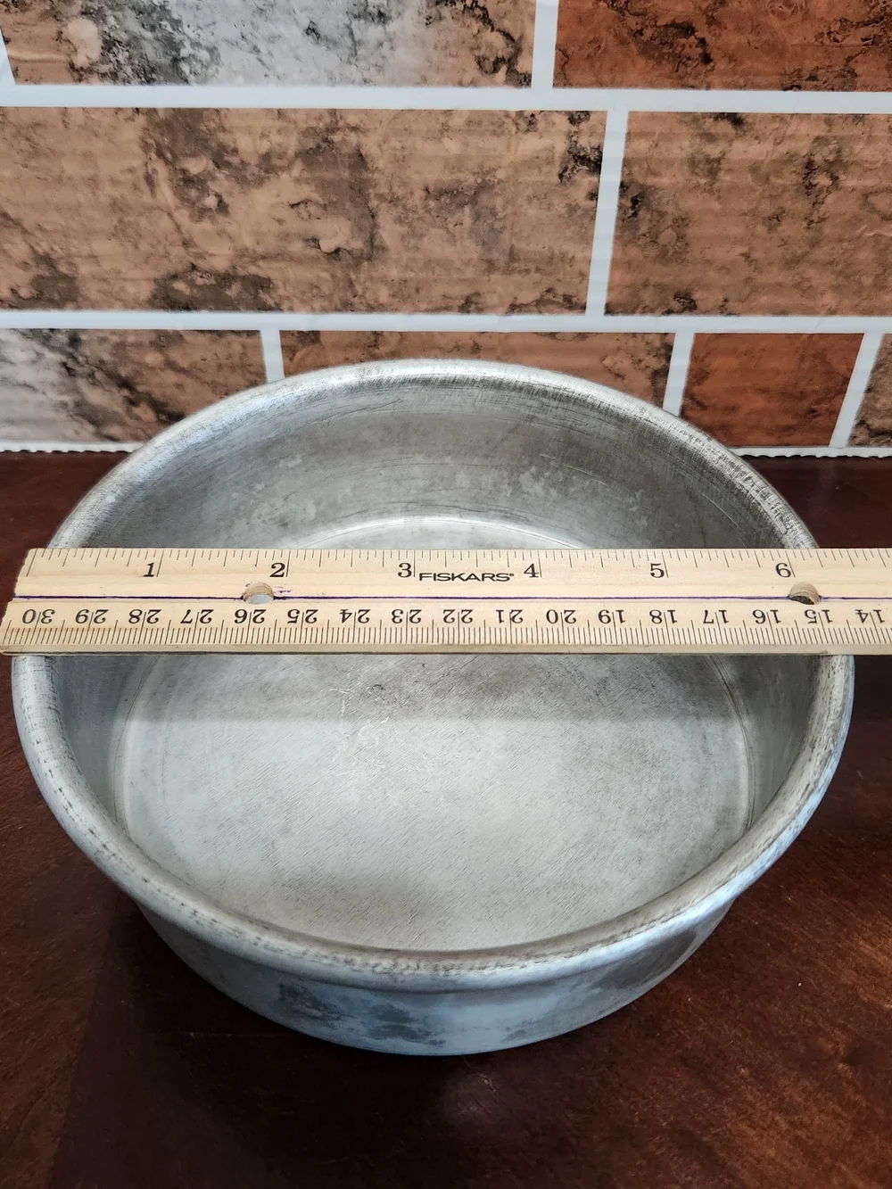 Vintage Aluminum Baking Pans - Set of 2, Silver